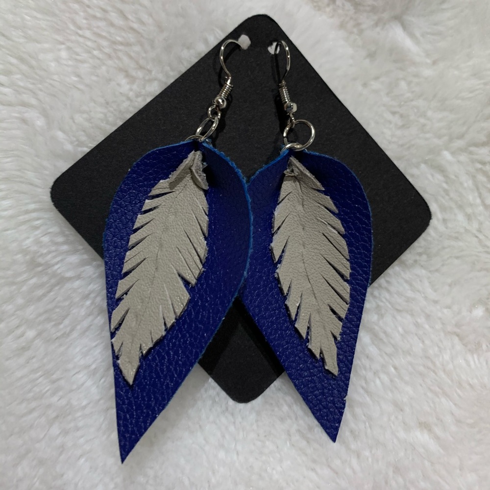 Leather earrings